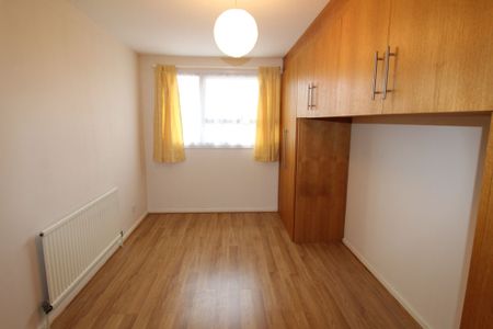 The Hawthorns, Burgess Hill, RH15 - Photo 2