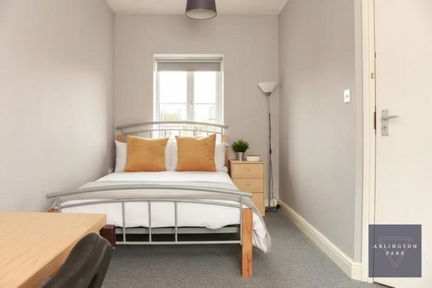 4 bedroom private hall to rent - Photo 1