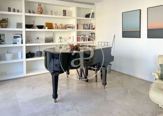 3 bedroom luxury penthouse for rent in Madrid, Autonomous Region of Madrid - Photo 1
