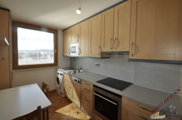 Willkommen über den Dächern der Stadt! Neu sanierte Dachterrassenwohnung mit Panoramablick in bester Lage nähe EKZ ALEX! - Photo 1