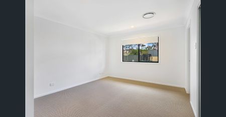 Gorgeous Family Home in a Quiet Cul-de-Sac - Photo 4