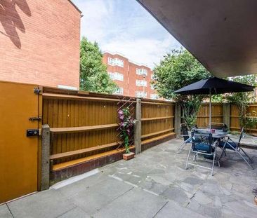 Churchill Walk, Homerton, E9 - Photo 1