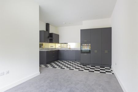 Rent Apt 17 Chantrey Picture House, Woodseats, S8 £950pcm - Photo 5