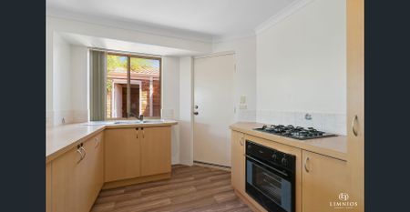 Spacious & Stylish 3-Bedroom Modern Living Home in a Prime Location - Photo 2