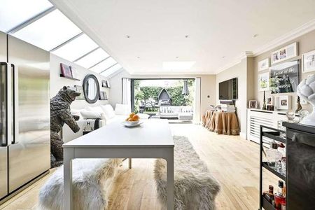 Althea Street, Sands End, SW6 - Photo 4