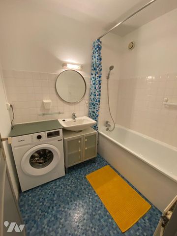 RENNES, square Pédro Flores, type 2 MEUBLE, 51,80 m², au rez-de-chaussée du bâtiment, comprenan... - Photo 5