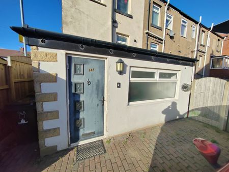 Pogmoor Road, Pogmoor , Barnsley, S75 2EF - Photo 2