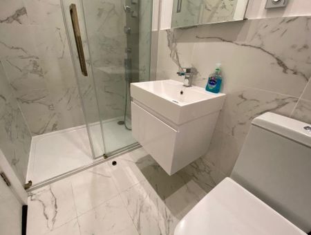 2 bedroom flat to rent - Photo 5