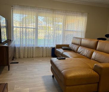 Athelstone - Photo 1