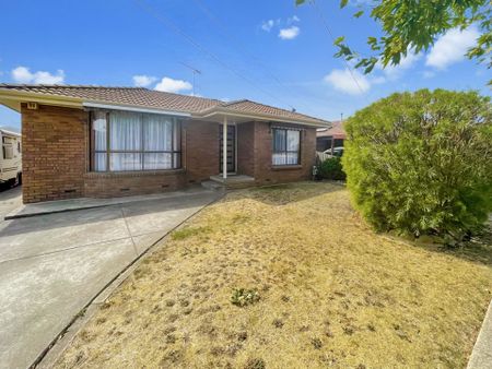 224 Learmonth Road, Wendouree - Photo 4