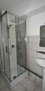 Location Appartement 2 pièces 35m² AVESNES SUR HELPE 59440 - Photo 4