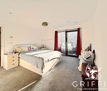 Pullman Square, Grays, RM17 - Photo 5