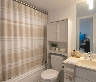 For Lease - 38 Lee Centre Drive Unit# 706, Toronto, Ontario - Photo 5