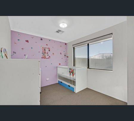 46 Edenhope Road, Australind, WA 6233 - Photo 2