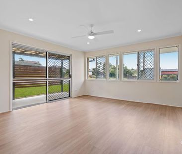 🏡✨ Fully Renovated Family Home I 638m² Corner Block I Prime Daisy H... - Photo 1