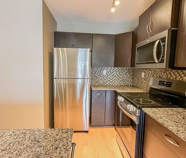 **Gateway Garrison Green – 1 Bedroom + Den** Utilities Included - Photo 2