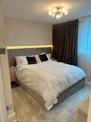 Room in a Shared Flat, Bridge House, SW8 - Photo 3