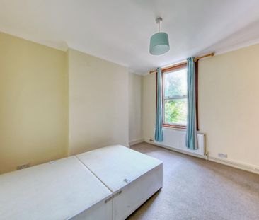 6 bedroom terraced house to rent - Photo 4