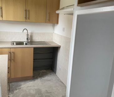 Studio to rent - Photo 6