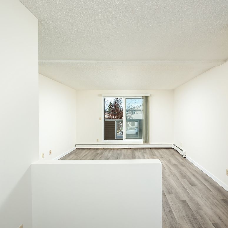 Daly Grove - Photo 1