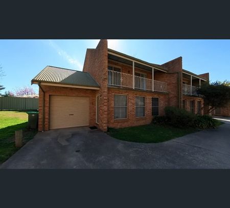 2/53 Frost Street, Orange, NSW 2800 - Photo 2