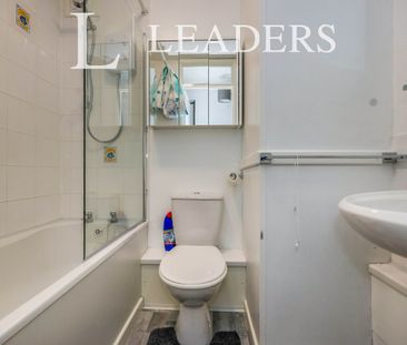studio to rent Corby Crescent, Portsmouth PO3 - Photo 6