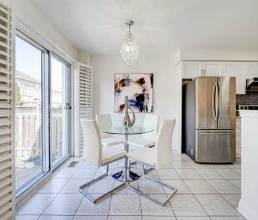For Lease - 60 Warren Bradley Street, Markham, Ontario - Photo 5