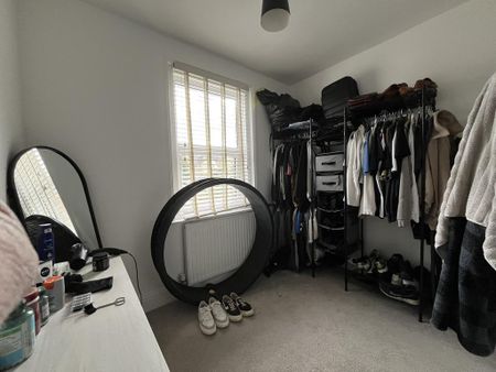3 bedroom semi-detached house to rent - Photo 3