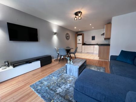 2 Bed Student Accommodation - Photo 2