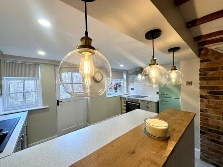 Chapel Street, Nottingham, NG13 - Photo 2