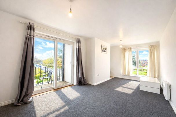 2 bedroom in Amersham Road, Reading - Photo 1