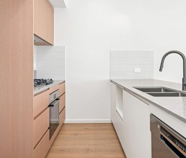 Brand New Designer Townhouses for Rent - Prime Location & Stylish L... - Photo 5