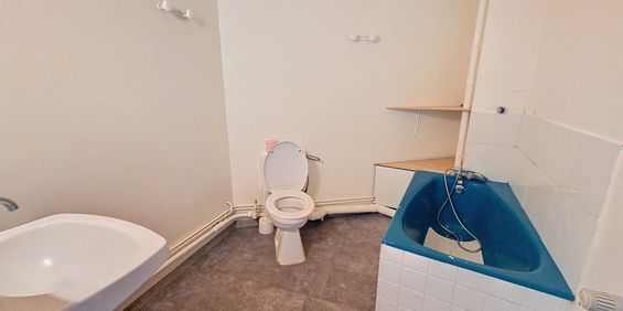 Appartement à louer, 2 pièces - Privas 07000 - Photo 3