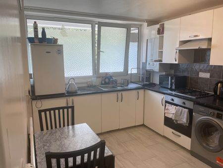 Room in a Shared Flat, Payne Street, SE8 - Photo 3