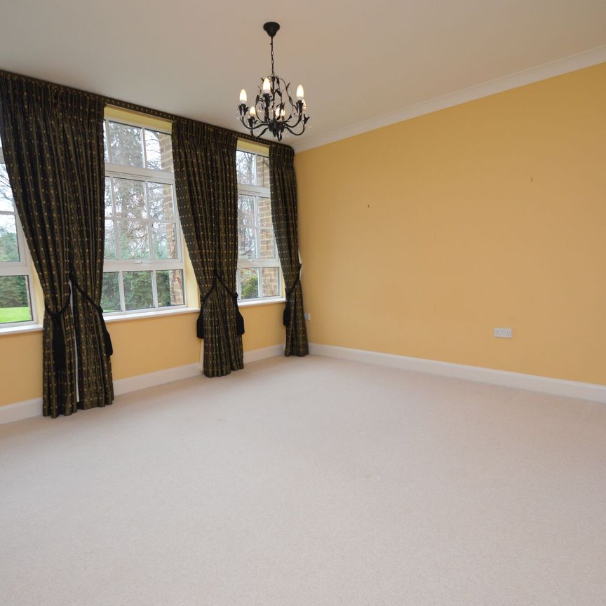 2 bedroom flat to rent, - Photo 1