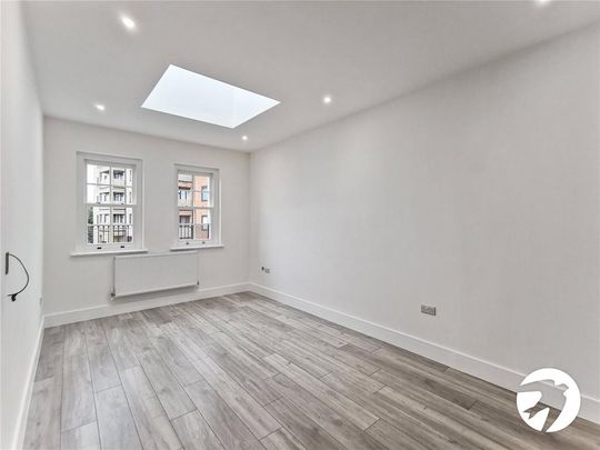 3 bedroom flat to rent - Photo 1