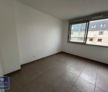 Location Appartement 1 pièce 22m² ST ETIENNE 42000 - Photo 4