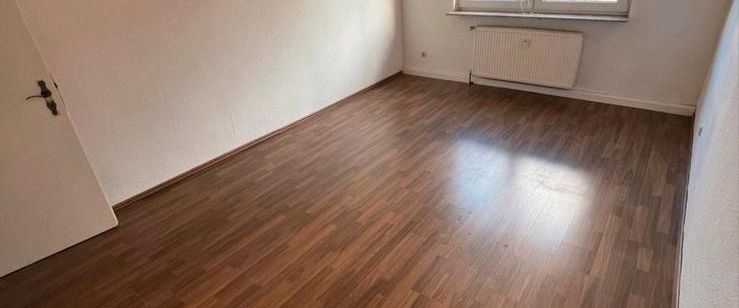 Sehr helle Zentrale Wohnung zu vermieten - Foto 1