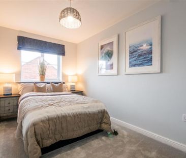 2 bedroom semi-detached house to rent - Photo 4