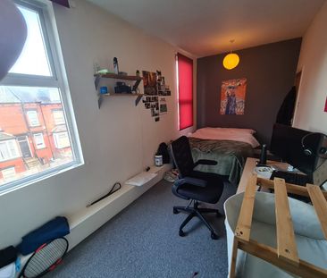 4 Bed - 32 Beechwood Mount, Burley, Leeds - LS4 2NQ - Student - Photo 3