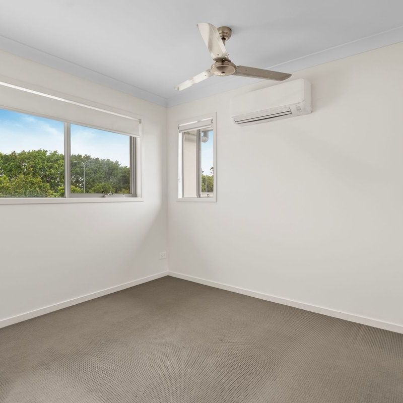 Spacious Family Home in the Sought-After Cova Estate + *$200 VISA Gift Card* - Photo 1