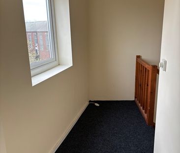 2 Bed Flat, The Spinney, LS9 - Photo 6