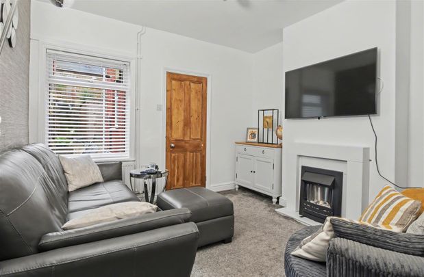 2 Bedroom House to let - Photo 1