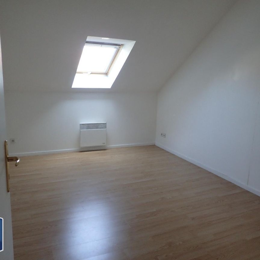 Location Appartement 2 pièces 46m² BAILLEUL 59270 - Photo 2
