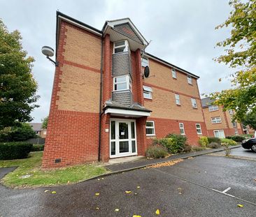 Flat to rent on - Photo 2