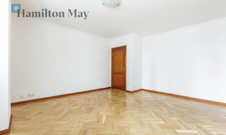 Warszawa, Śródmieście, Grzybowska - Photo 2