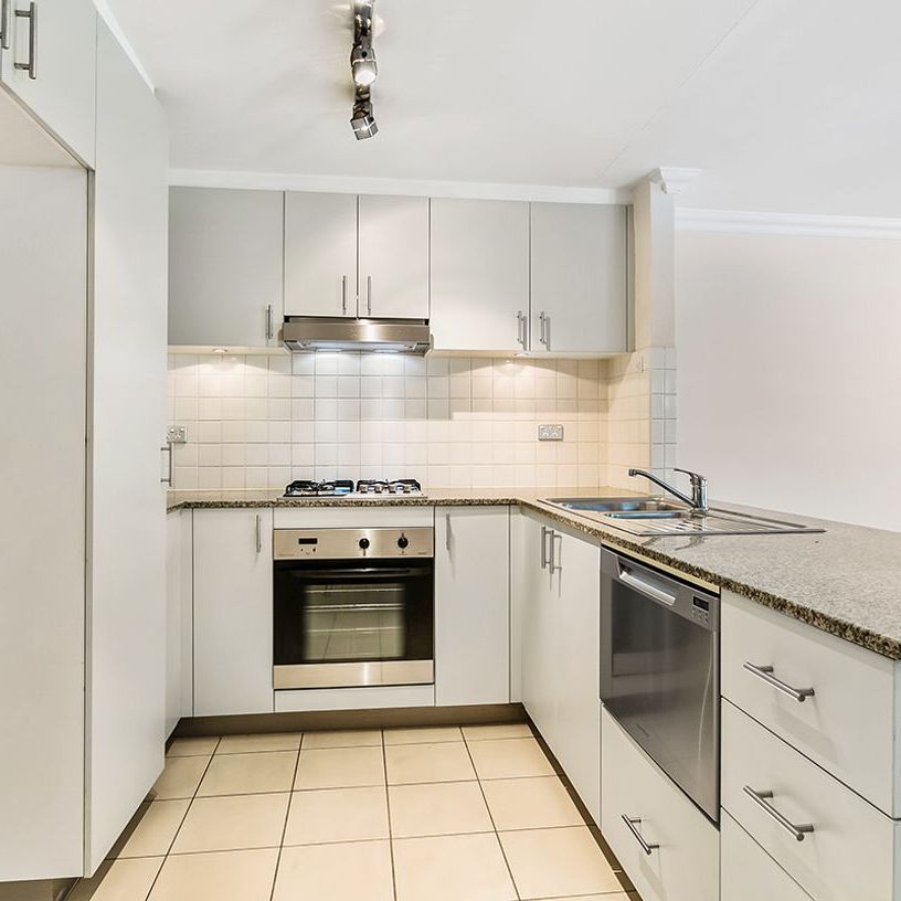 9/154 Mallett Street, Camperdown, NSW 2050 - Photo 1