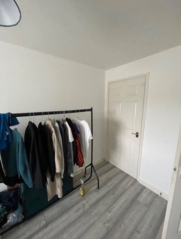 Room in a Shared House, Orange Grove, E11 - Photo 5