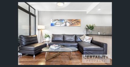 A stylish retreat in a great lifestyle community - Photo 4