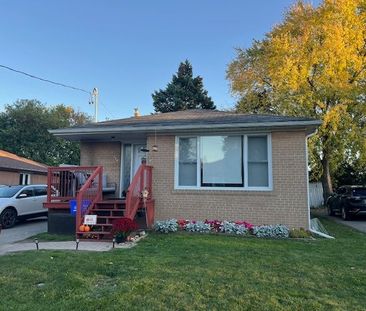 For Lease - 236 Silverbirch Drive, Newmarket, Ontario - Photo 5